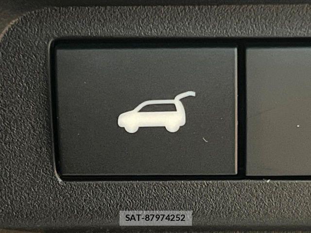 Mitsubishi OUTLANDER PHEV 2024-02 7021202-8