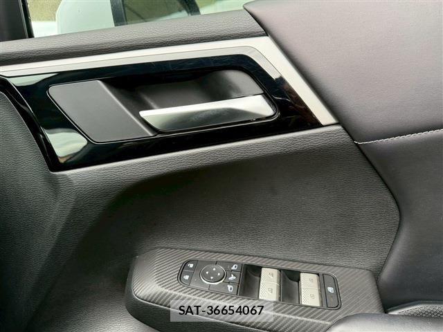 Mitsubishi OUTLANDER PHEV 2023-08 7060154-27