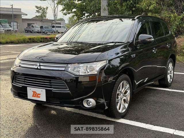 Mitsubishi OUTLANDER PHEV 2014-01 7060159-19