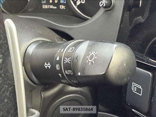 Mitsubishi OUTLANDER PHEV 2014-01 7060159-24