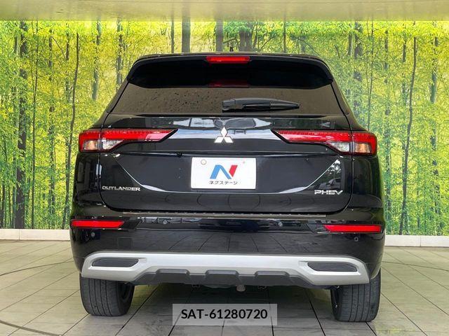 Mitsubishi OUTLANDER PHEV 2022-05 7060151-14