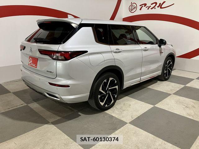 Mitsubishi OUTLANDER PHEV 2022-01 7060152-27