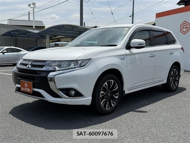 Mitsubishi OUTLANDER PHEV 2016-03 7060157-24