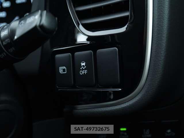 Mitsubishi OUTLANDER PHEV 2019-01 7060156-9