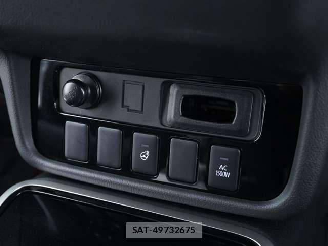 Mitsubishi OUTLANDER PHEV 2019-01 7060156-11