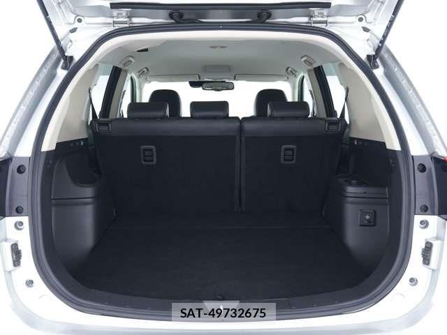 Mitsubishi OUTLANDER PHEV 2019-01 7060156-7
