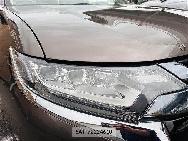 Mitsubishi OUTLANDER PHEV 2015-09 7060158-23