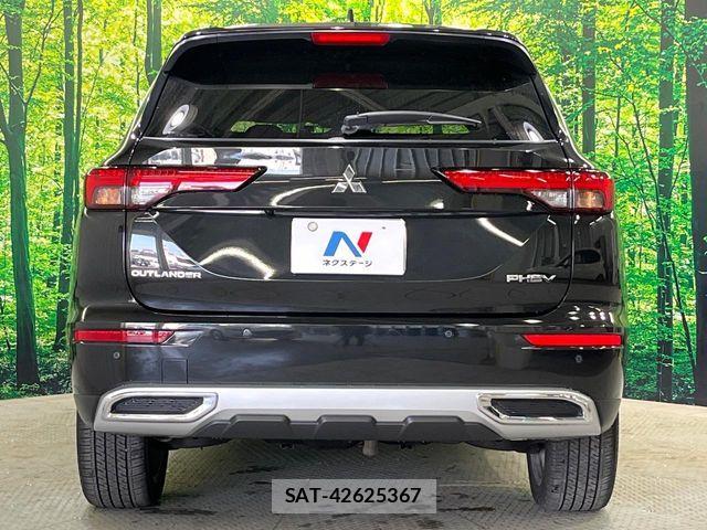Mitsubishi OUTLANDER PHEV 2022-09 7060153-15