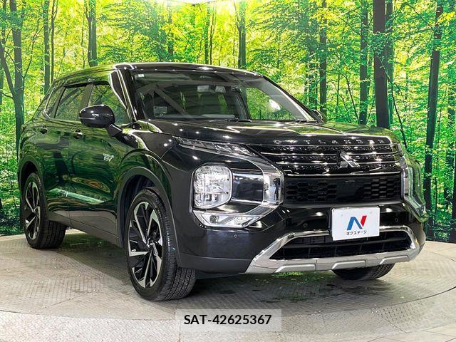 Mitsubishi OUTLANDER PHEV 2022-09 7060153-16