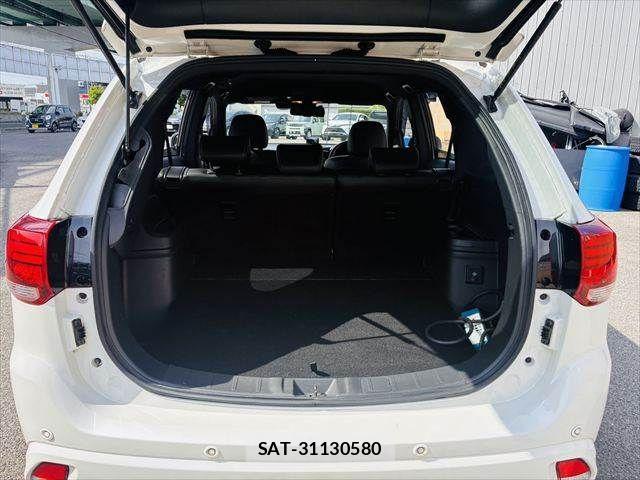 Mitsubishi OUTLANDER PHEV 2018-10 7223370-9