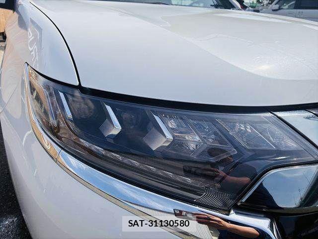 Mitsubishi OUTLANDER PHEV 2018-10 7223370-22