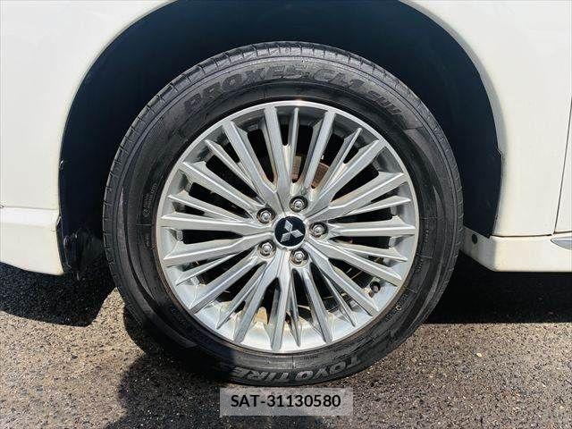 Mitsubishi OUTLANDER PHEV 2018-10 7223370-29