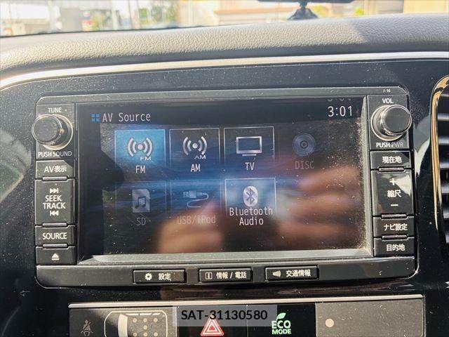 Mitsubishi OUTLANDER PHEV 2018-10 7223370-4