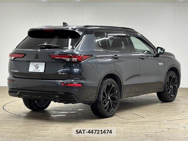 Mitsubishi OUTLANDER PHEV 2024-02 7223368-15