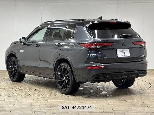 Mitsubishi OUTLANDER PHEV 2024-02 7223368-16