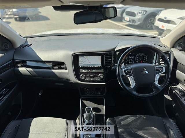 Mitsubishi OUTLANDER PHEV 2017-11 7223359-1