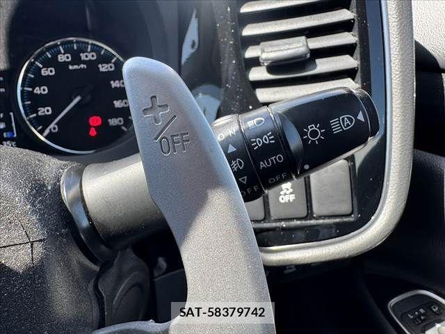 Mitsubishi OUTLANDER PHEV 2017-11 7223359-26