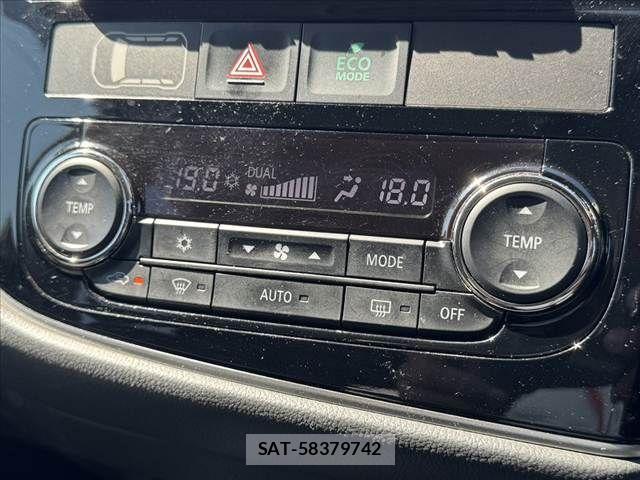 Mitsubishi OUTLANDER PHEV 2017-11 7223359-3