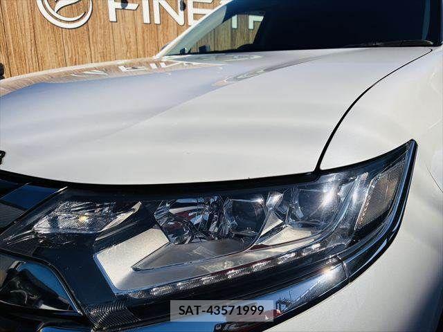 Mitsubishi OUTLANDER PHEV 2015-10 7216948-21