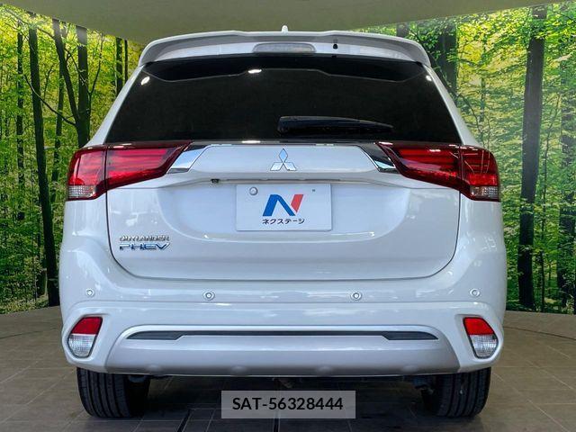 Mitsubishi OUTLANDER PHEV 2018-08 7223363-14