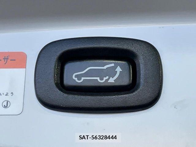 Mitsubishi OUTLANDER PHEV 2018-08 7223363-6