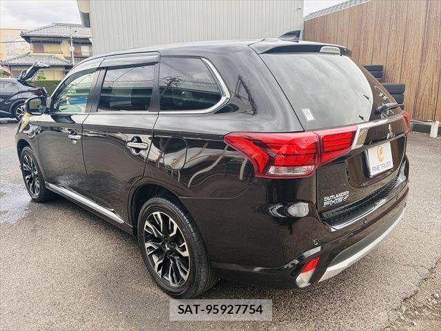 Mitsubishi OUTLANDER PHEV 2015-08 7223360-20
