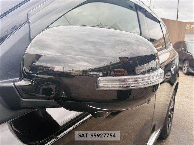 Mitsubishi OUTLANDER PHEV 2015-08 7223360-26