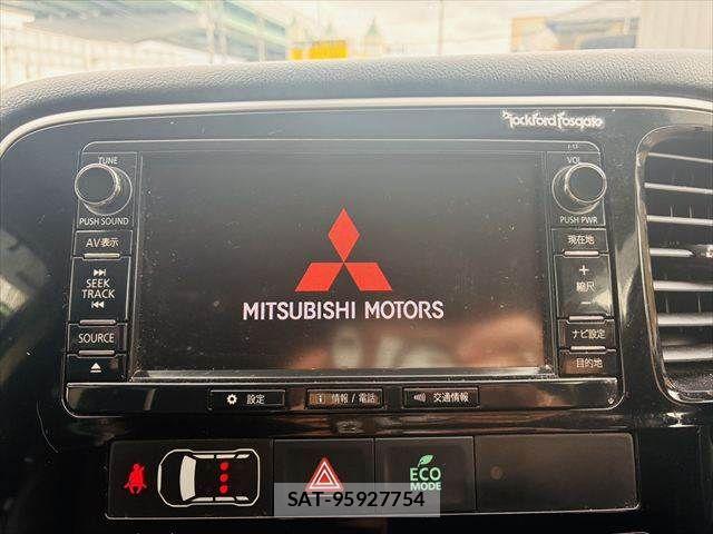 Mitsubishi OUTLANDER PHEV 2015-08 7223360-3