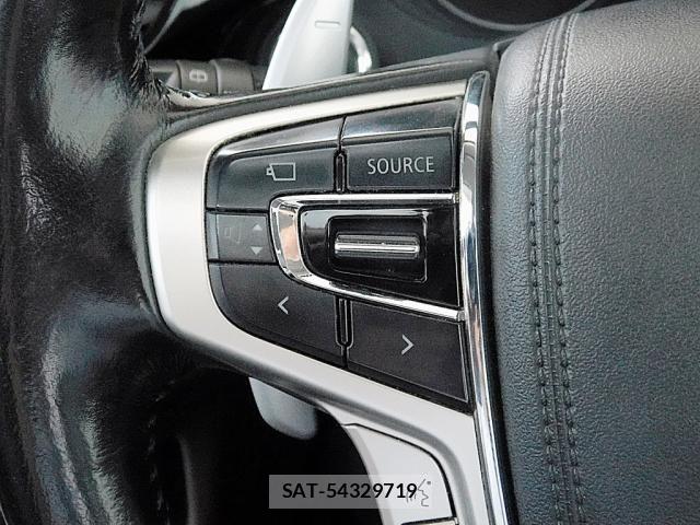 Mitsubishi OUTLANDER PHEV 2016-01 7223362-15