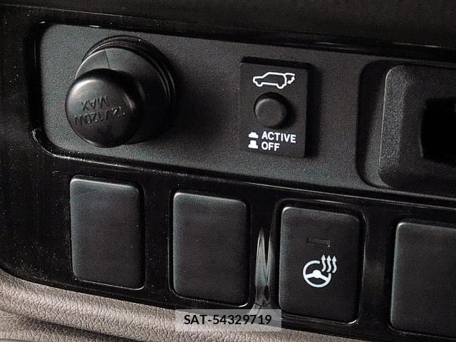 Mitsubishi OUTLANDER PHEV 2016-01 7223362-19