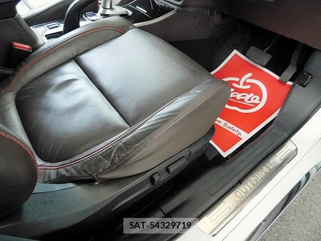 Mitsubishi OUTLANDER PHEV 2016-01 7223362-25