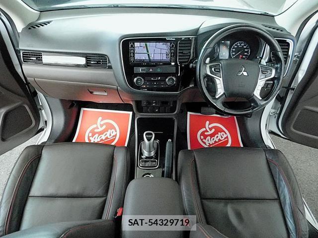 Mitsubishi OUTLANDER PHEV 2016-01 7223362-7