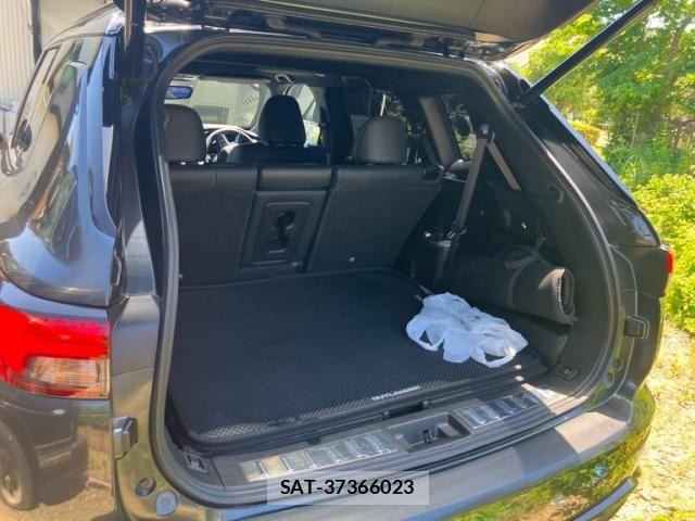 Mitsubishi OUTLANDER PHEV 2024-03 7217565-9