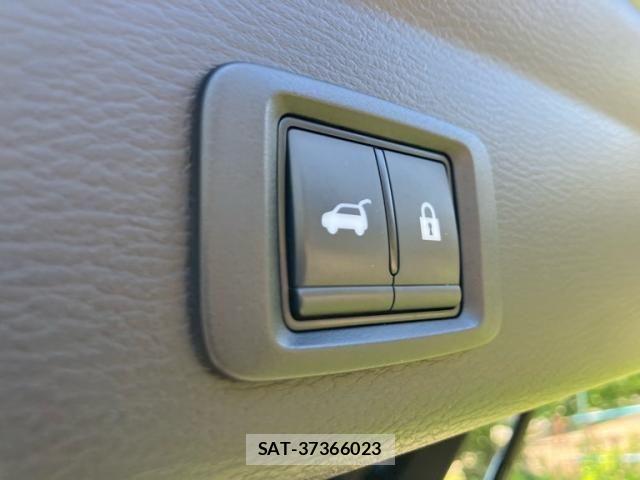 Mitsubishi OUTLANDER PHEV 2024-03 7217565-10