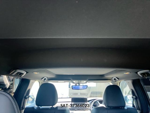 Mitsubishi OUTLANDER PHEV 2024-03 7217565-12