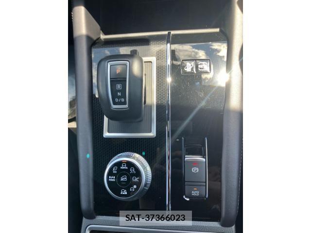 Mitsubishi OUTLANDER PHEV 2024-03 7217565-27