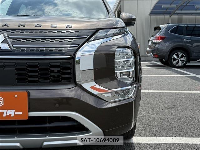 Mitsubishi OUTLANDER PHEV 2022-03 7215863-10