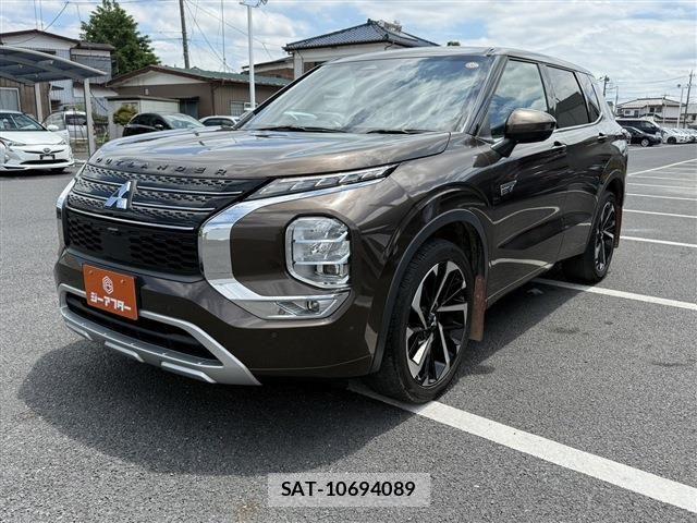 Mitsubishi OUTLANDER PHEV 2022-03 7215863-8