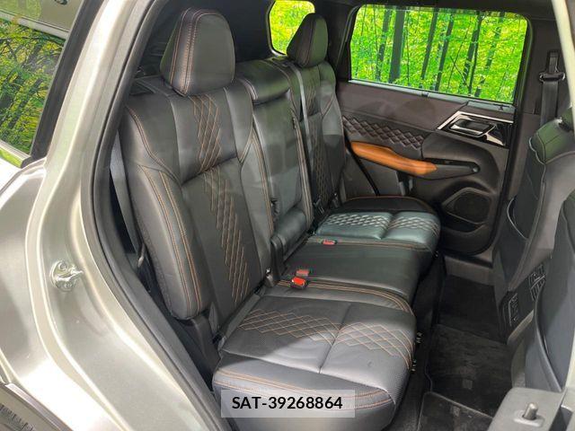 Mitsubishi OUTLANDER PHEV 2022-05 7215523-7