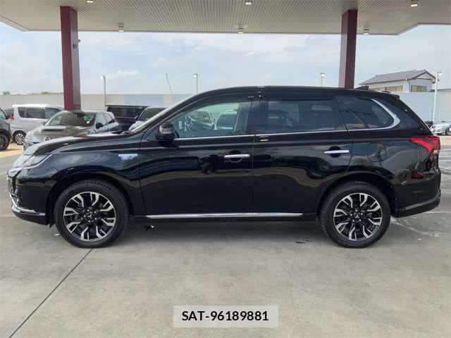 Mitsubishi OUTLANDER PHEV 2018-10 7223364-8