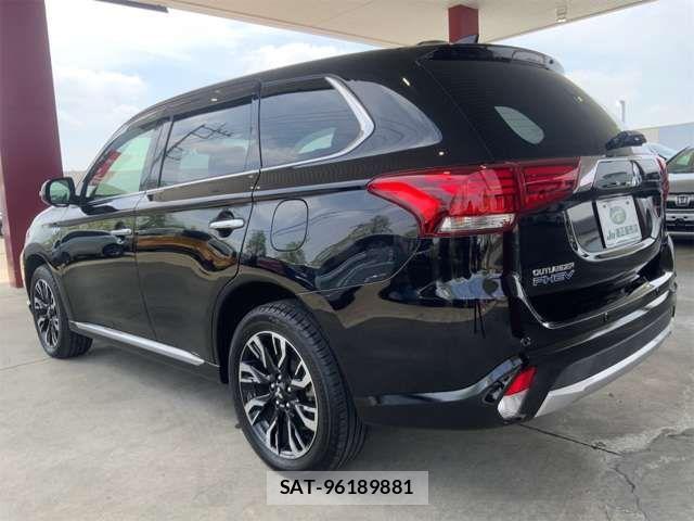 Mitsubishi OUTLANDER PHEV 2018-10 7223364-12