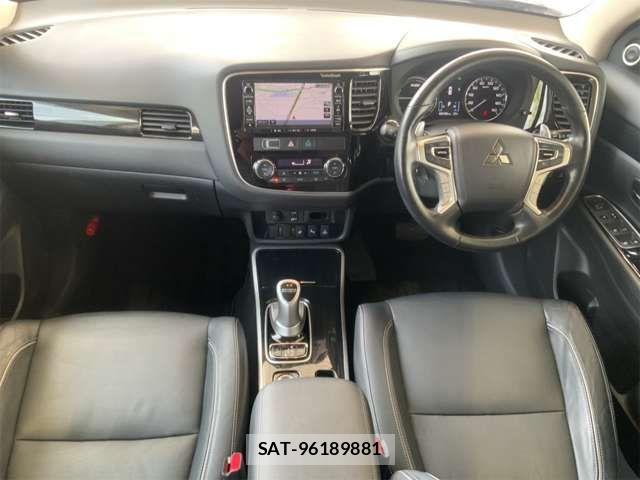 Mitsubishi OUTLANDER PHEV 2018-10 7223364-1
