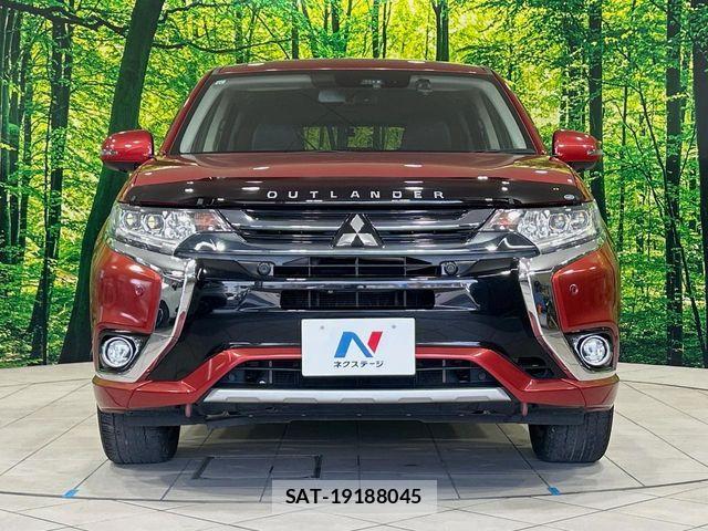 Mitsubishi OUTLANDER PHEV 2017-06 7223358-13