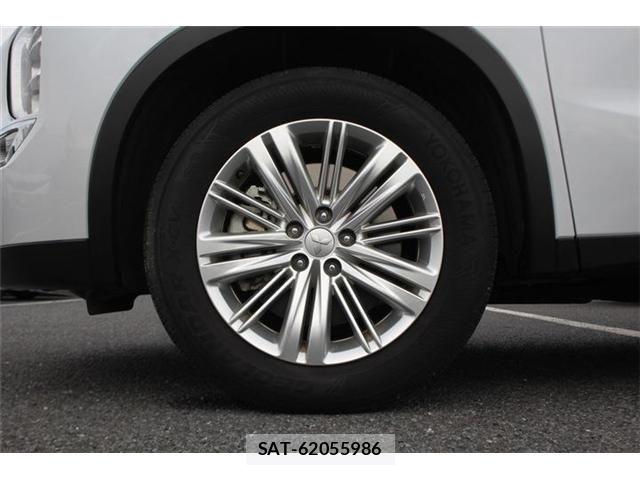 Mitsubishi OUTLANDER PHEV 2022-02 7223369-16