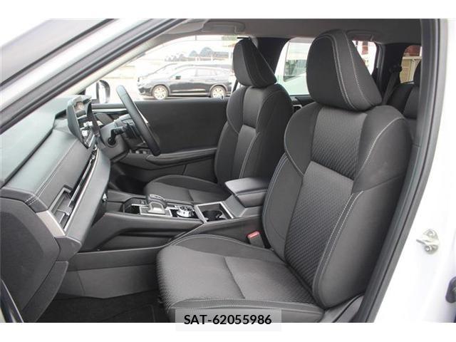 Mitsubishi OUTLANDER PHEV 2022-02 7223369-25