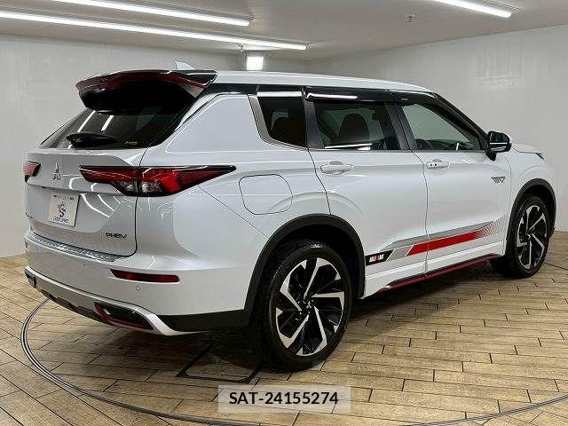 Mitsubishi OUTLANDER PHEV 2022-12 7251866-15