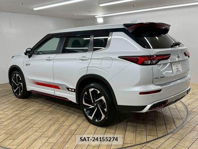 Mitsubishi OUTLANDER PHEV 2022-12 7251866-16