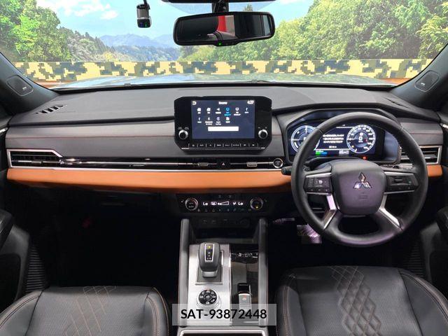 Mitsubishi OUTLANDER PHEV 2024-04 7251864-1