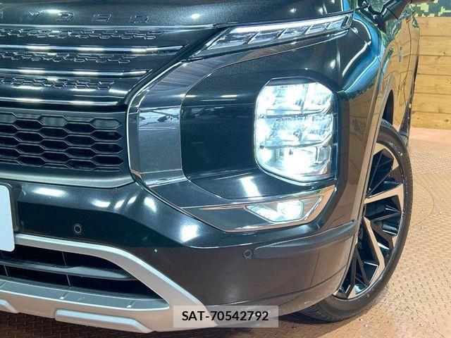 Mitsubishi OUTLANDER PHEV 2022-12 7251867-12