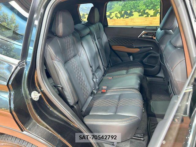Mitsubishi OUTLANDER PHEV 2022-12 7251867-8